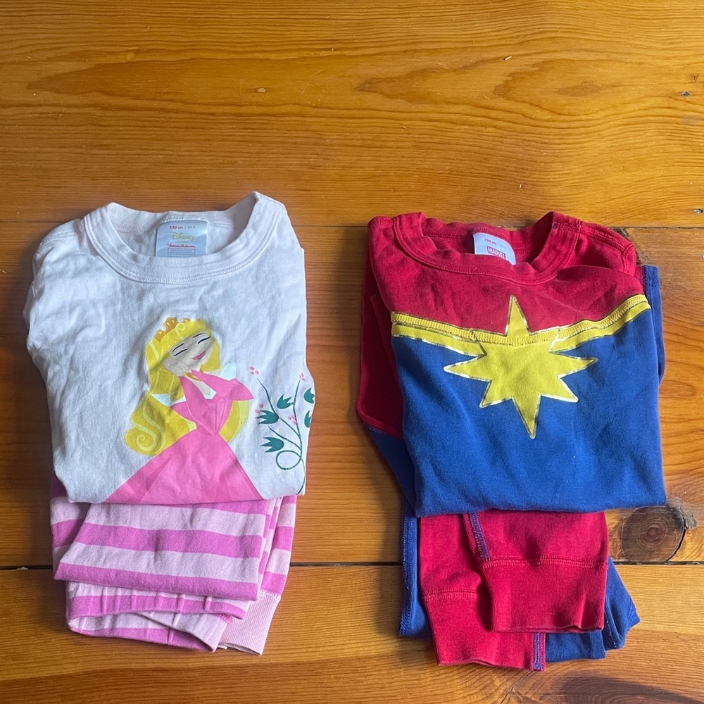 Two sets Hanna Andersson pajamas - sz8 Disney marvel